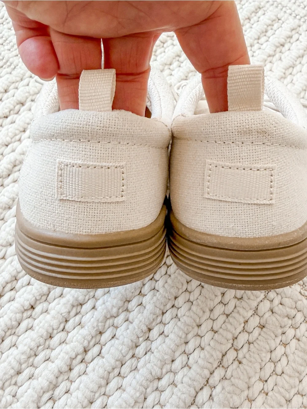 Gap kids mock sneakers size J4 Canvas in Cream with Tan Sole